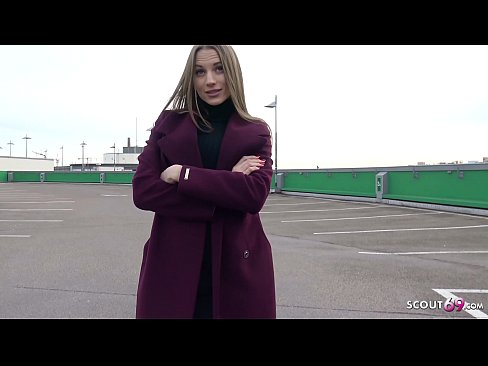 ❤️ GERMAN SCOUT SE YON RÈV TOUCH STEELE, PARKING TELLTALE AK SEXY POU LAJAN Sèks super nan nou ﹏