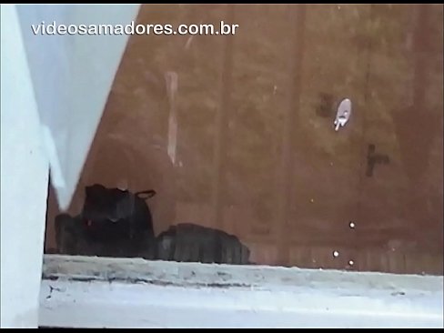❤️ Horny gason ap gade mennaj li ak yon lòt nèg, anrejistre yon video fuck san deranje koup la Sèks super nan nou ﹏