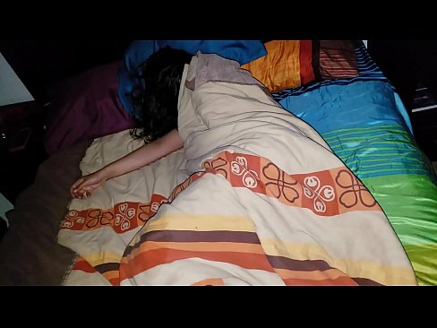 ❤️ Stepson ap reprimande jenn bèlmè li pandan l ap dòmi. Sèks super nan nou ﹏